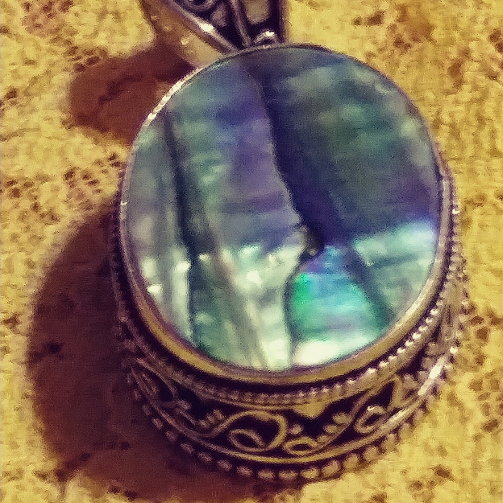 NWT-  ABALONE' INLAY, NATURE'S GREENS & BLUES. STERLING PENDANT. 18"-IN CHAIN